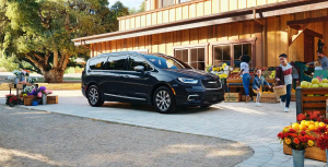 2021 Pacifica Hybrid at a farmers market
