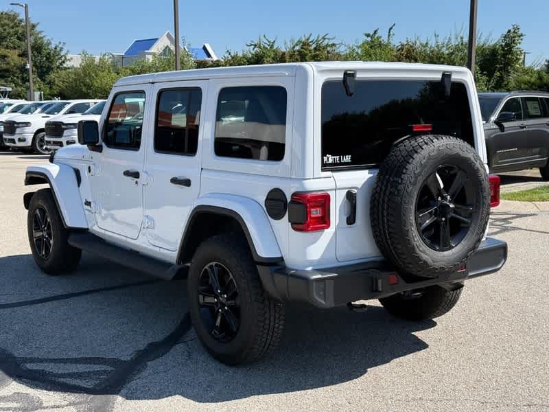 2022 Jeep Wrangler Sahara Altitude 4x4
