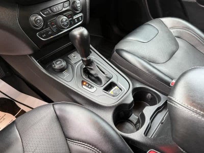 2022 Jeep Cherokee Latitude Lux 4x4