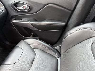 2022 Jeep Cherokee Latitude Lux 4x4