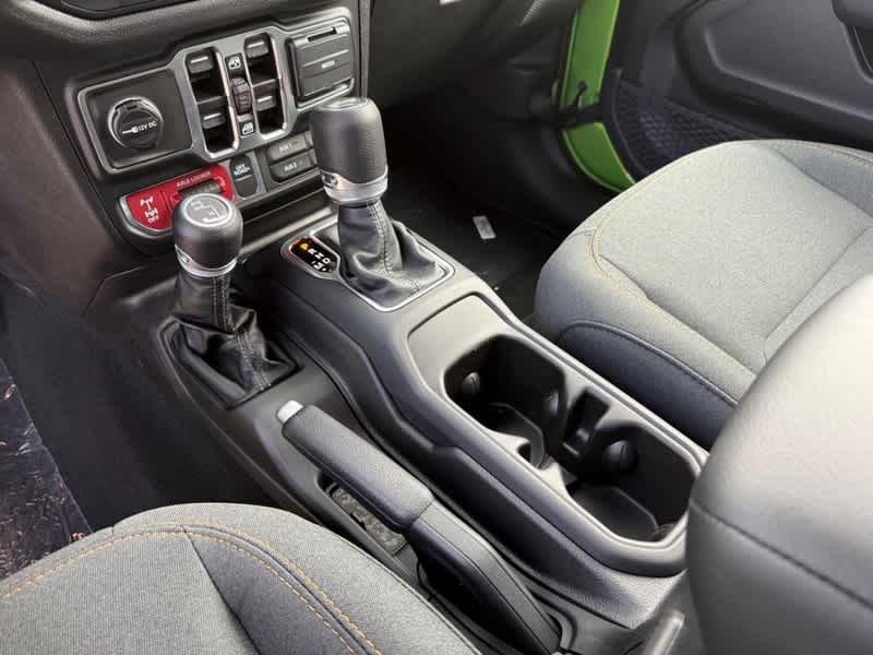 2025 Jeep Wrangler 4-DOOR WILLYS