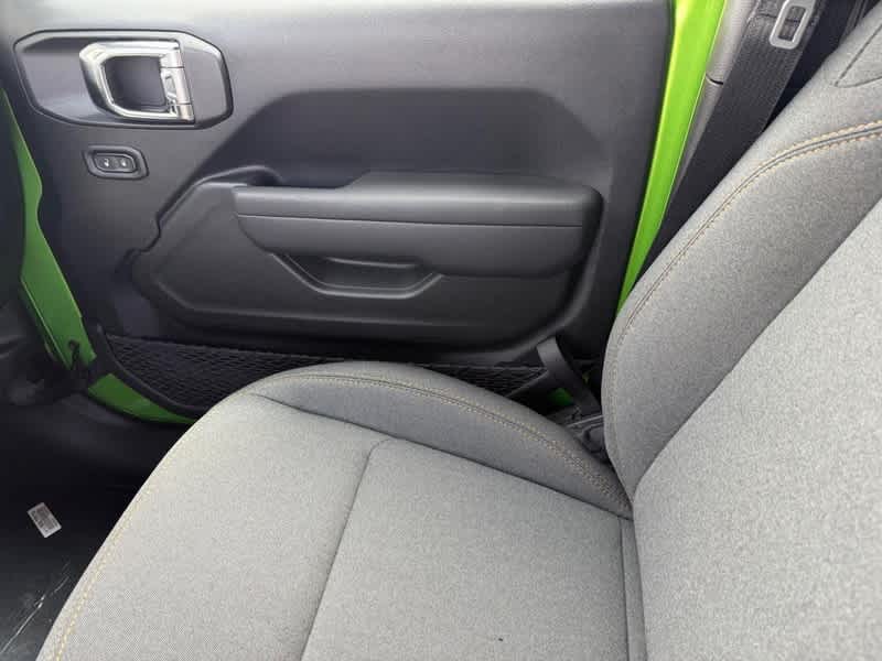 2025 Jeep Wrangler 4-DOOR WILLYS