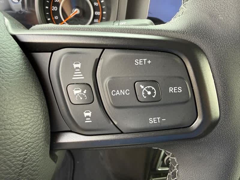 2025 Jeep Wrangler 4-Door Summit 4x4