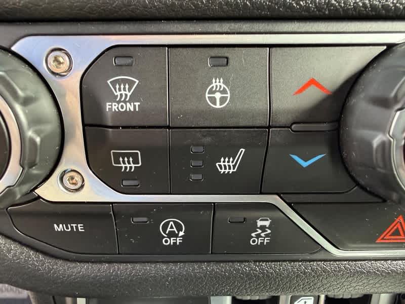 2025 Jeep Wrangler 4-Door Summit 4x4