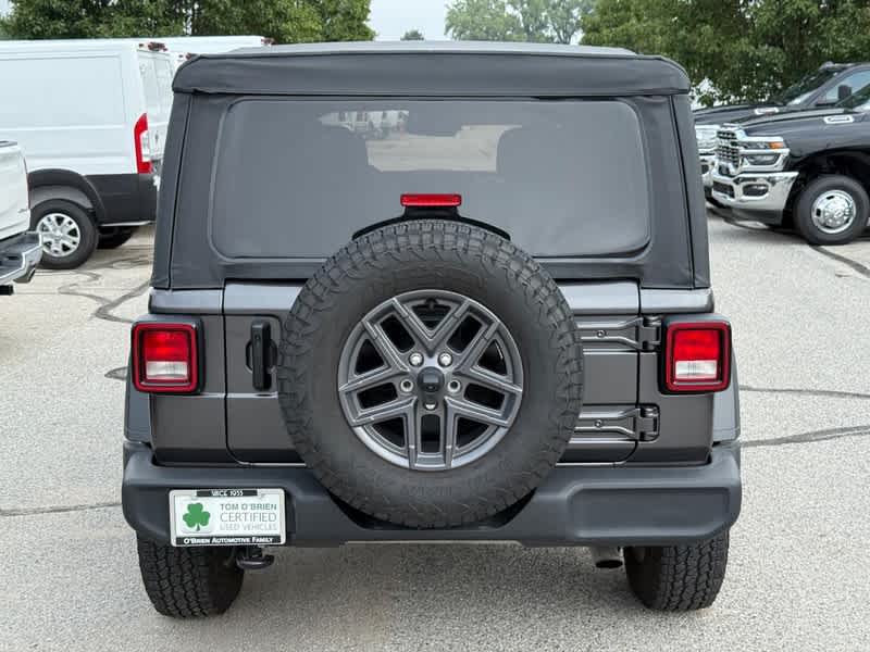 2025 Jeep Wrangler 4-Door Summit 4x4