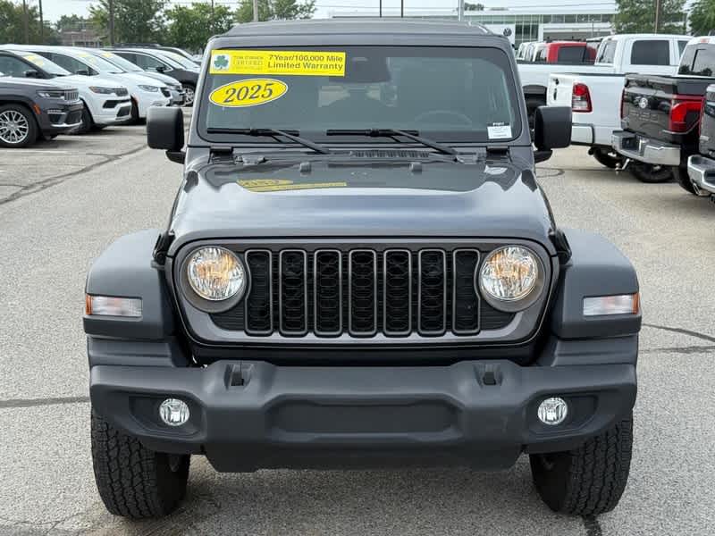 2025 Jeep Wrangler 4-Door Summit 4x4