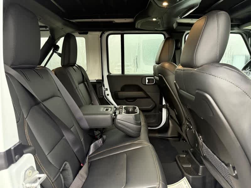 2026 Jeep Wrangler 4-DOOR SAHARA