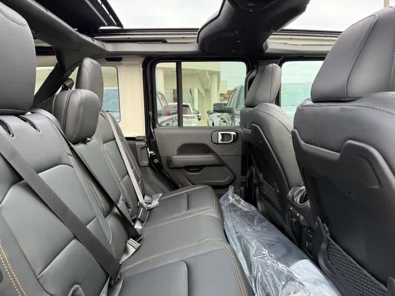 2026 Jeep Wrangler 4-DOOR SAHARA