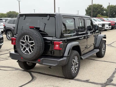 2025 Jeep Wrangler 4-Door Sahara 4x4