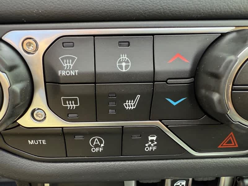 2025 Jeep Wrangler 4-DOOR SAHARA