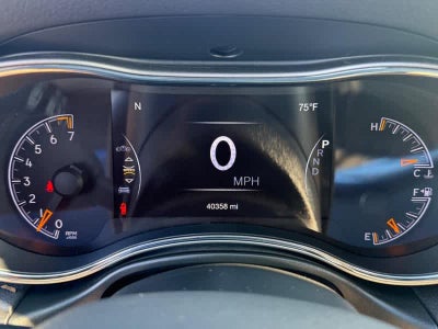 2022 Jeep Grand Cherokee Laredo X 4x4