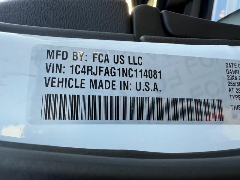 2022 Jeep Grand Cherokee Laredo X 4x4