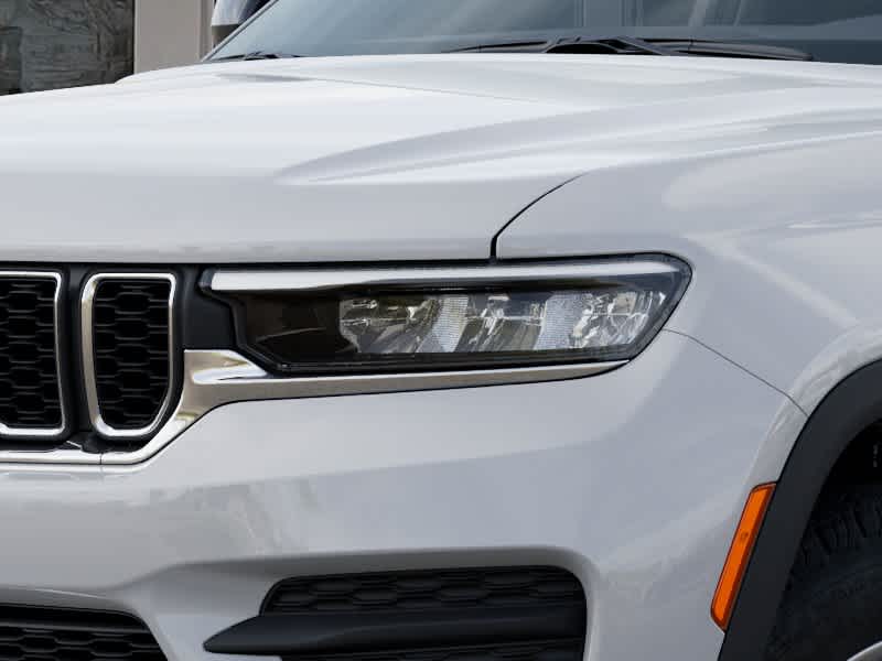 2026 Jeep Grand Cherokee LAREDO 4X4