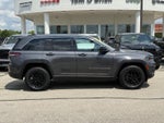 2023 Jeep Grand Cherokee Laredo X 4x4