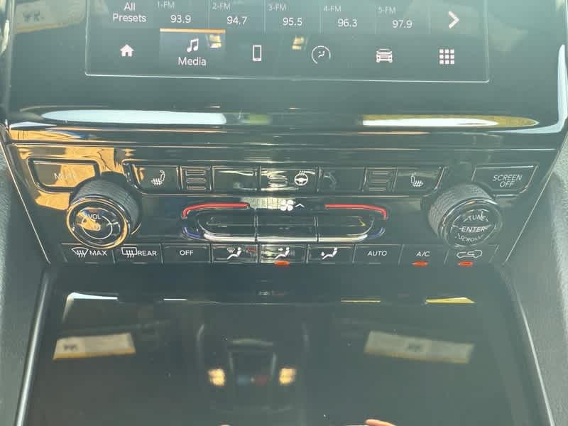 2023 Jeep Grand Cherokee Altitude X 4x4