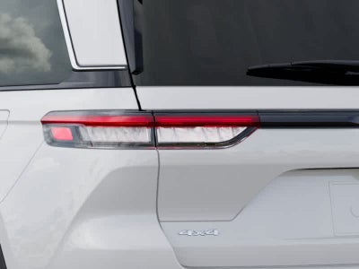 2027 Jeep Grand Cherokee LAREDO 4X4