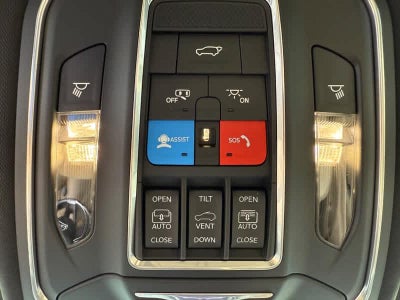 2025 Jeep Grand Cherokee LIMITED 4X4