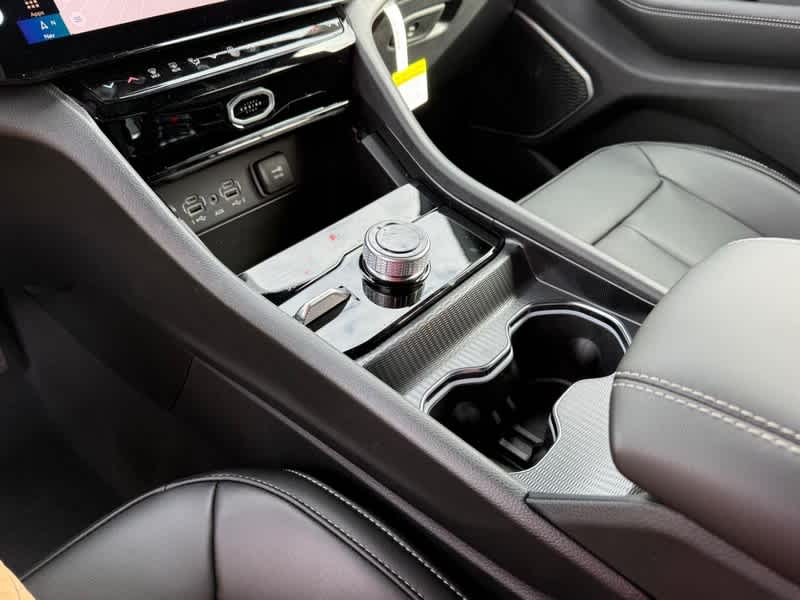 2026 Jeep Grand Cherokee LIMITED 4X4