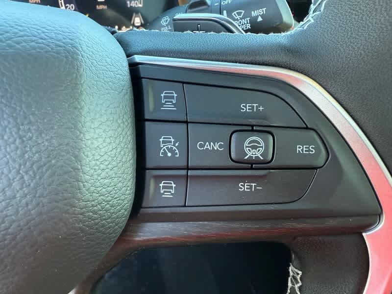 2026 Jeep Grand Cherokee LIMITED 4X4