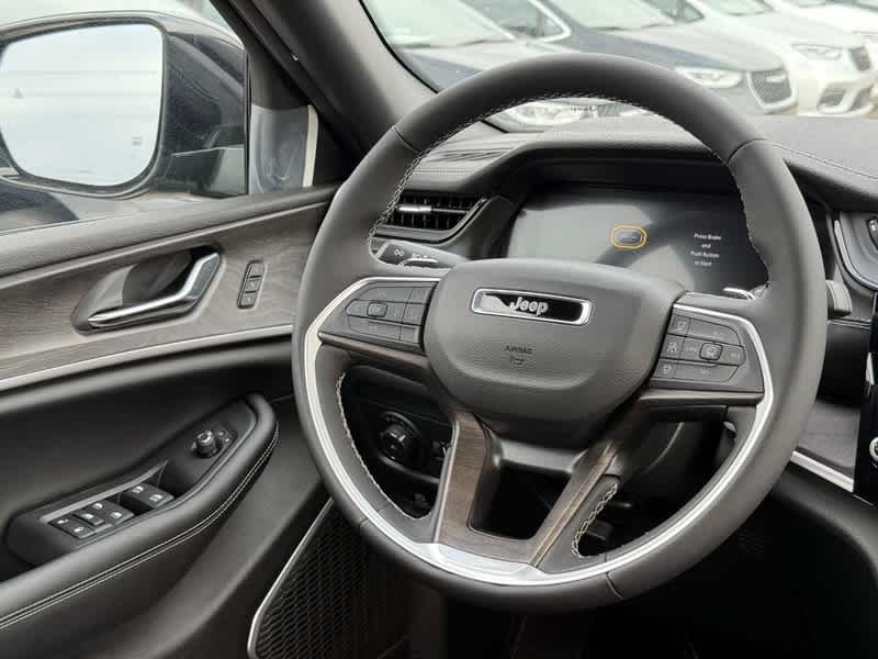 2026 Jeep Grand Cherokee LIMITED 4X4