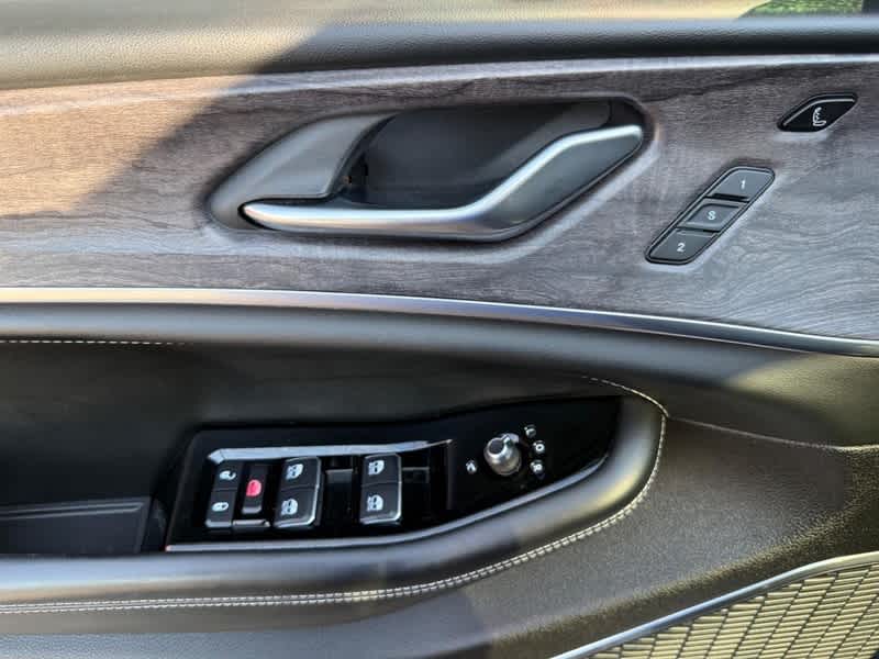 2024 Jeep Grand Cherokee Overland 4x4