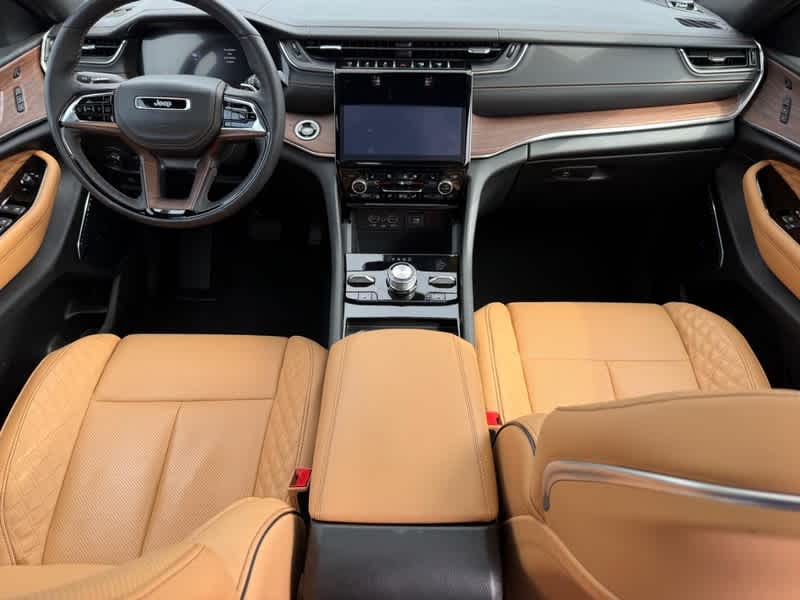 2025 Jeep Grand Cherokee Summit 4x4