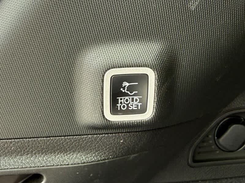 2025 Jeep Grand Cherokee Summit 4x4