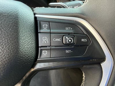 2023 Jeep Grand Cherokee L Altitude 4x4
