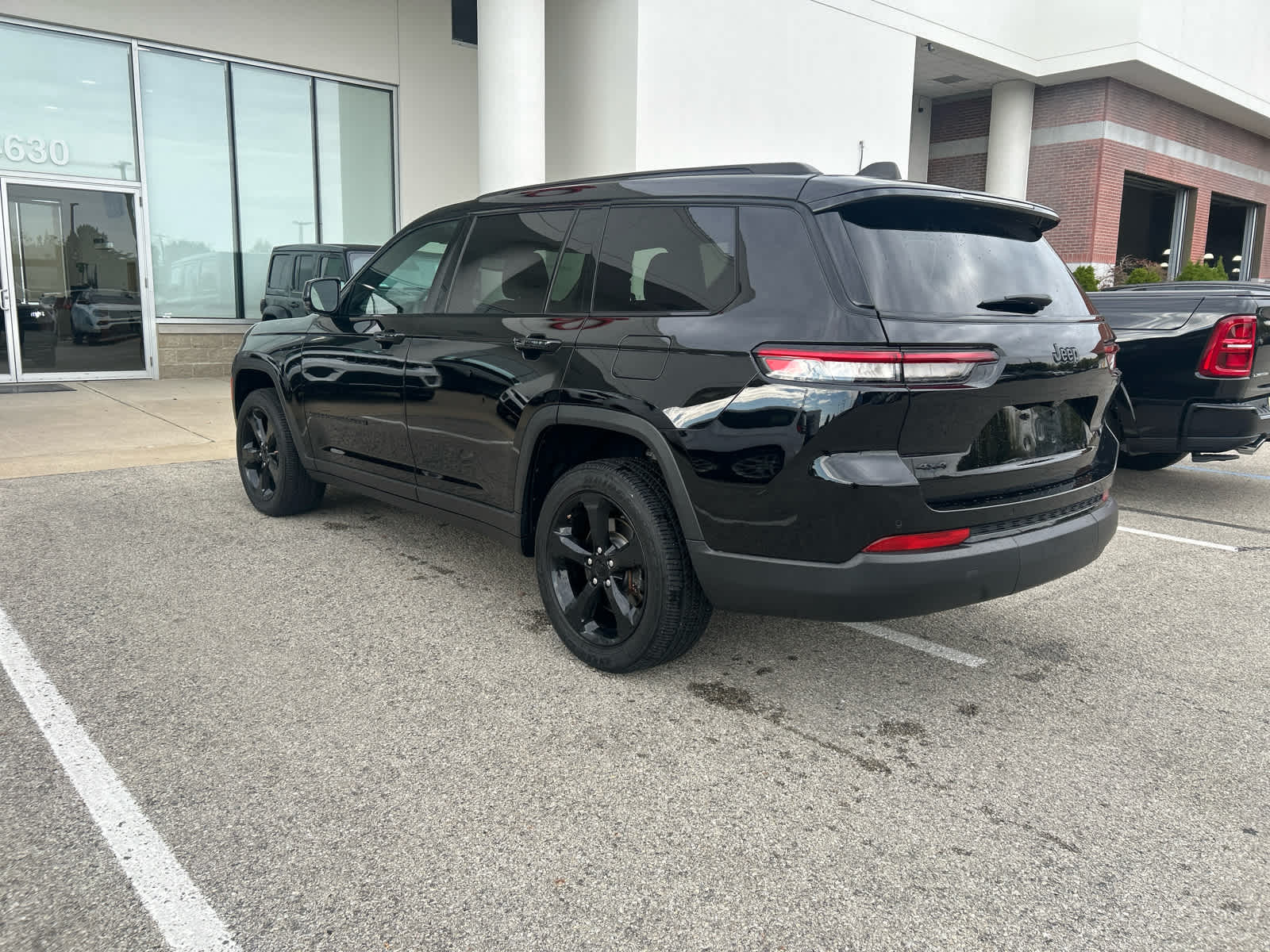 2023 Jeep Grand Cherokee L Altitude X 4x4