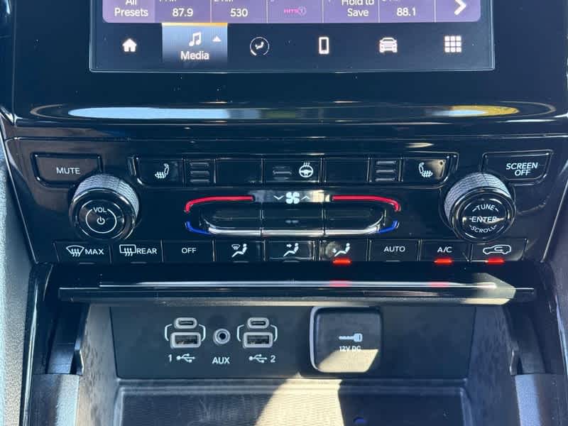 2023 Jeep Grand Cherokee L Altitude 4x4