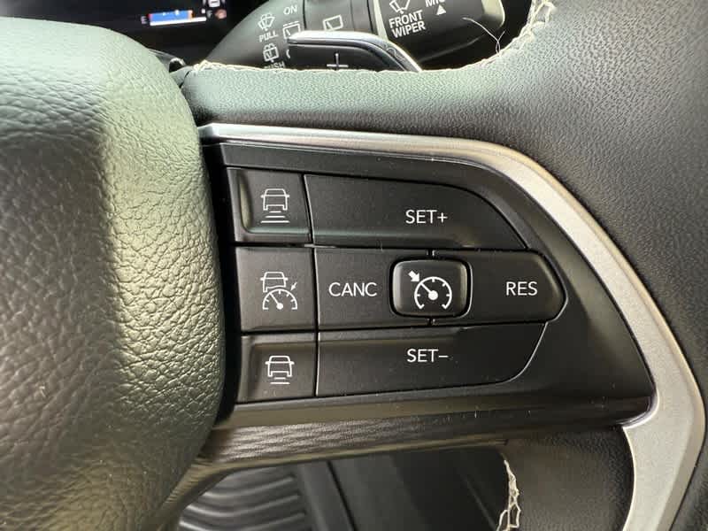 2023 Jeep Grand Cherokee L Altitude 4x4