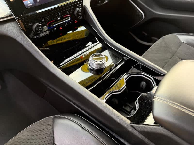 2022 Jeep Grand Cherokee L Altitude 4x4