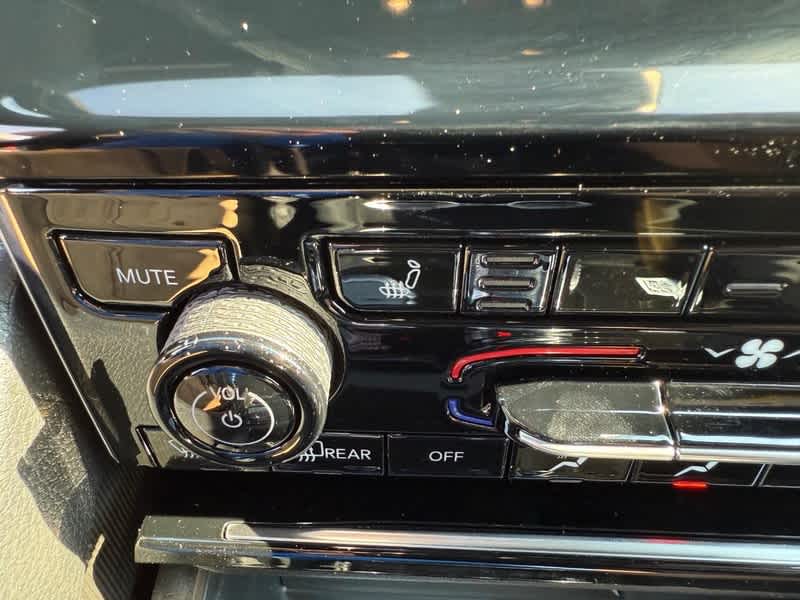 2025 Jeep Grand Cherokee L L LIMITED 4X4