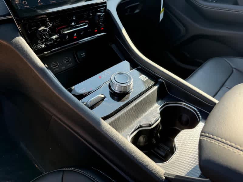 2025 Jeep Grand Cherokee L L LIMITED 4X4