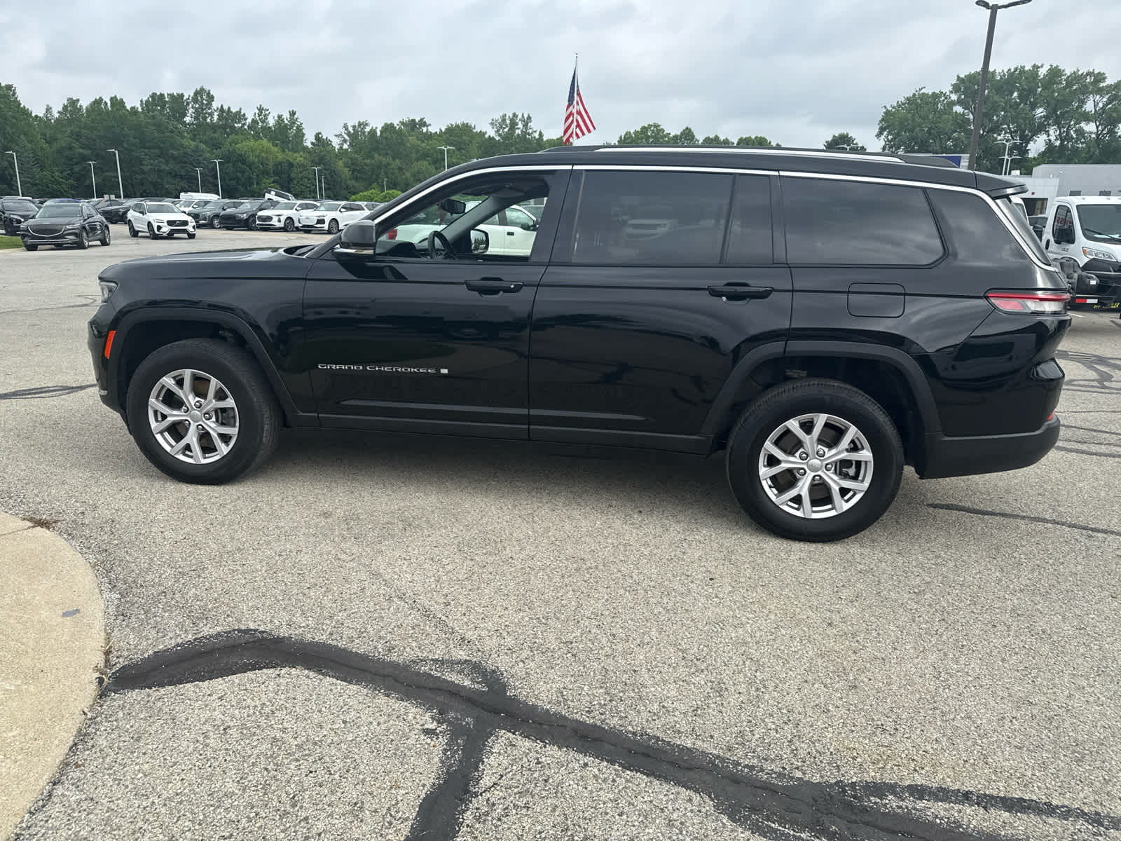 2022 Jeep Grand Cherokee L Limited 4x4