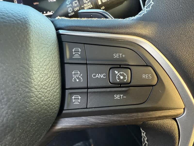 2025 Jeep Grand Cherokee L L LIMITED 4X4