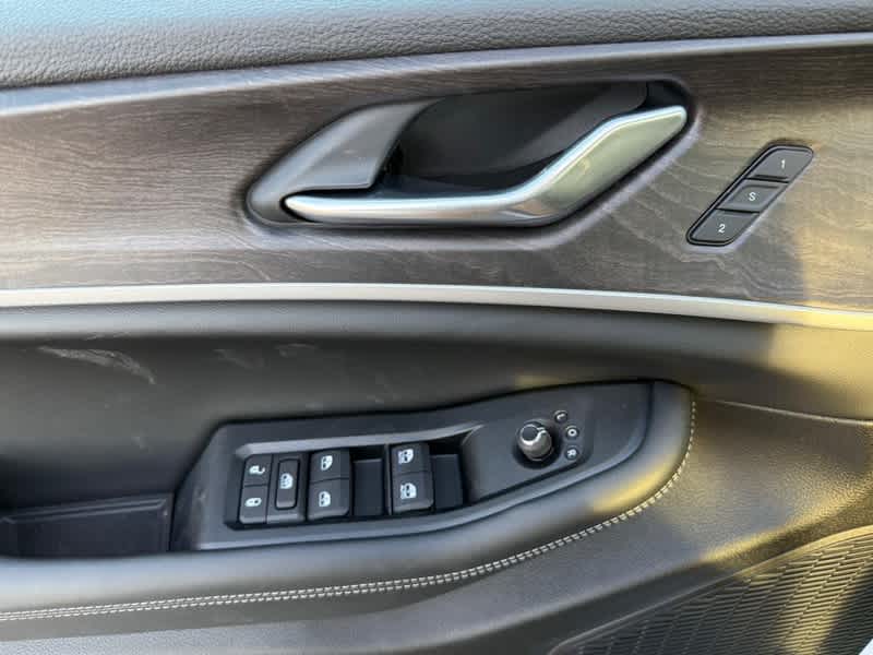 2025 Jeep Grand Cherokee L L LIMITED 4X4