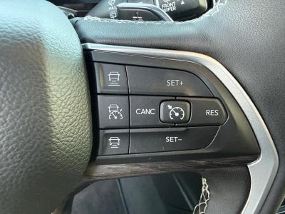 2025 Jeep Grand Cherokee L Limited 4x4