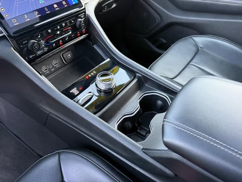 2025 Jeep Grand Cherokee L Limited 4x4
