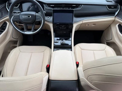 2025 Jeep Grand Cherokee L Limited 4x4