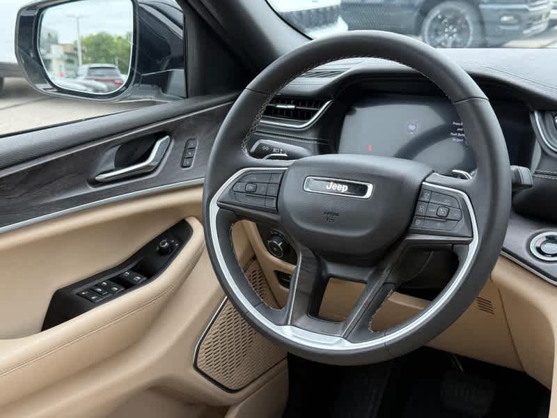 2025 Jeep Grand Cherokee L Limited 4x4