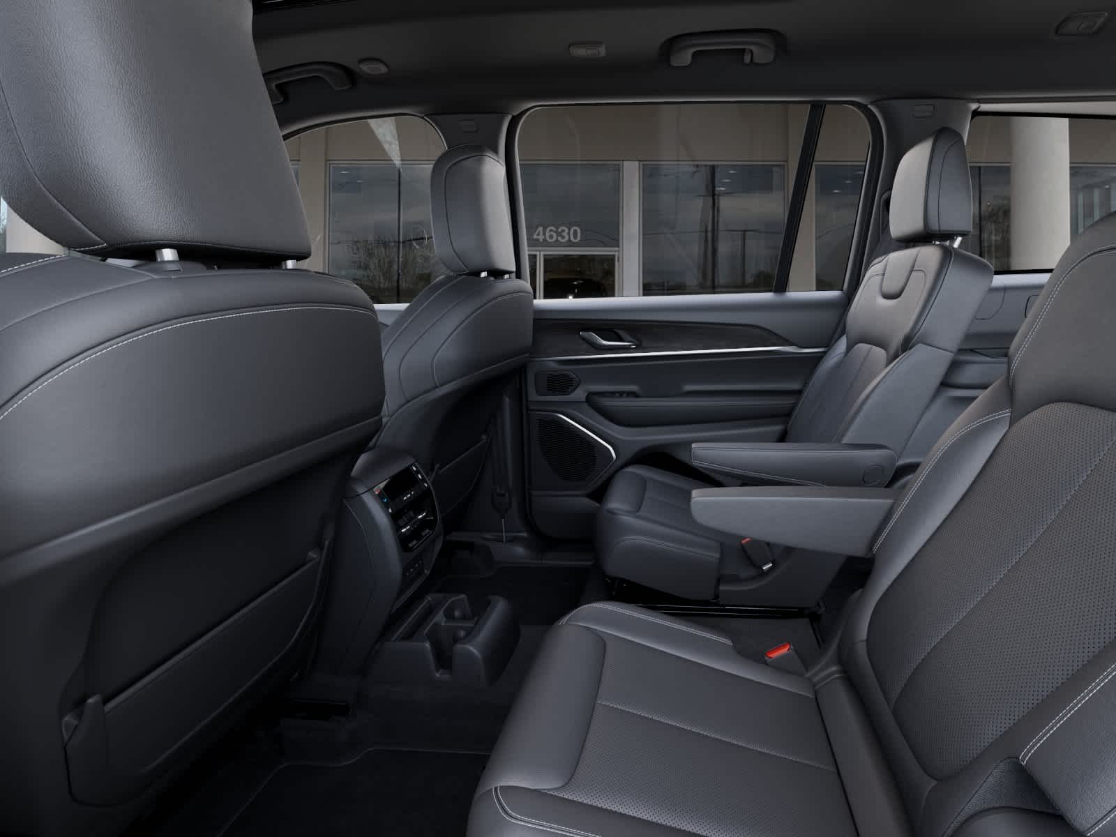 2027 Jeep Grand Cherokee L L LIMITED RESERVE 4X4