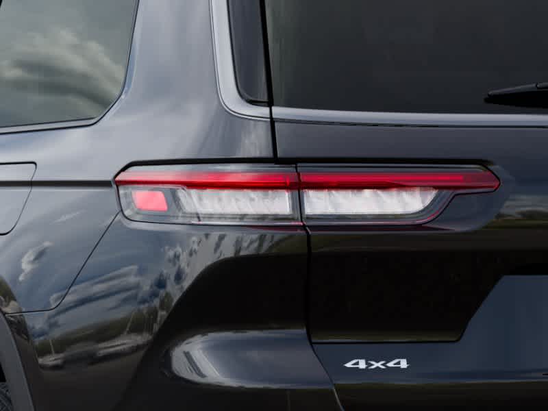 2027 Jeep Grand Cherokee L L LIMITED 4X4