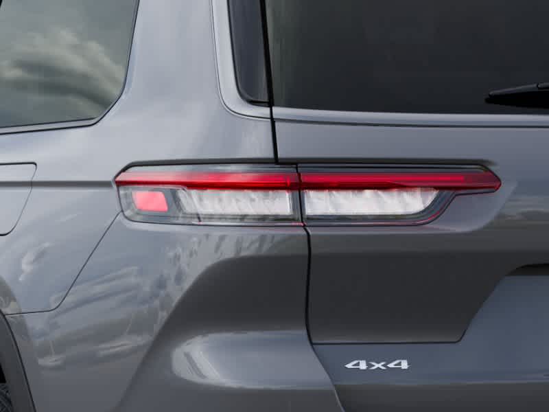 2027 Jeep Grand Cherokee L L LIMITED 4X4