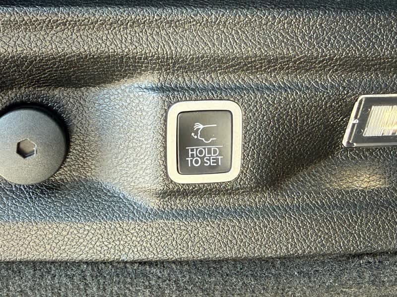 2023 Jeep Grand Cherokee L Overland 4x4