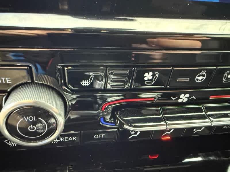 2022 Jeep Grand Cherokee L Overland 4x4