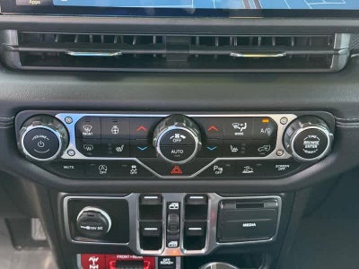 2025 Jeep Wrangler 4-Door Recon 4x4
