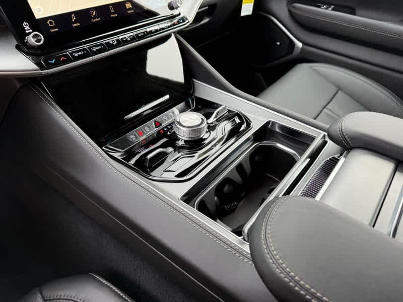 2026 Jeep Grand Wagoneer GRAND UPLAND 4X4