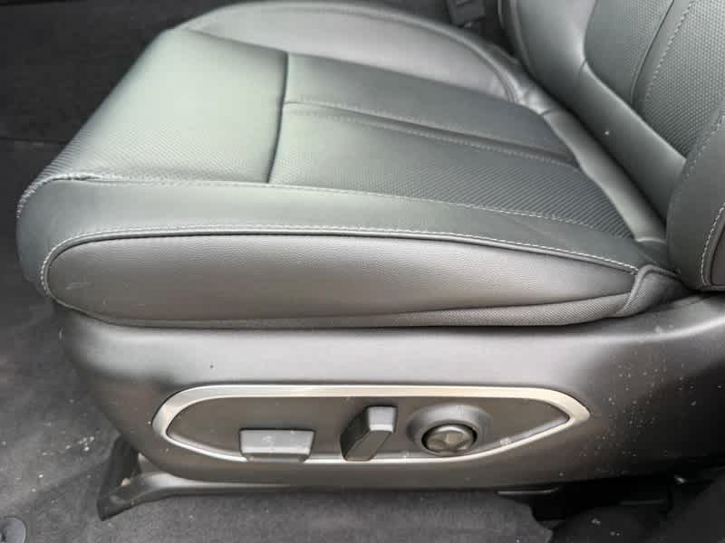 2026 Jeep Grand Wagoneer GRAND UPLAND 4X4