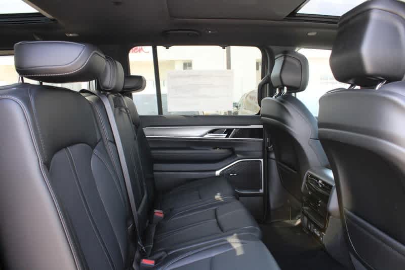 2025 Jeep Wagoneer 4X4